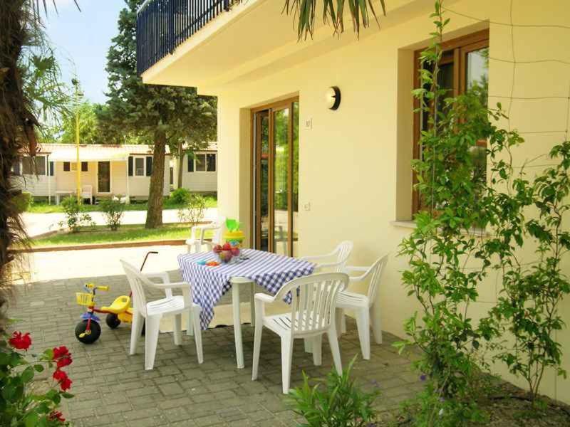 Camping Bella Italia in Peschiera del Garda - Gardasee Esterno foto
