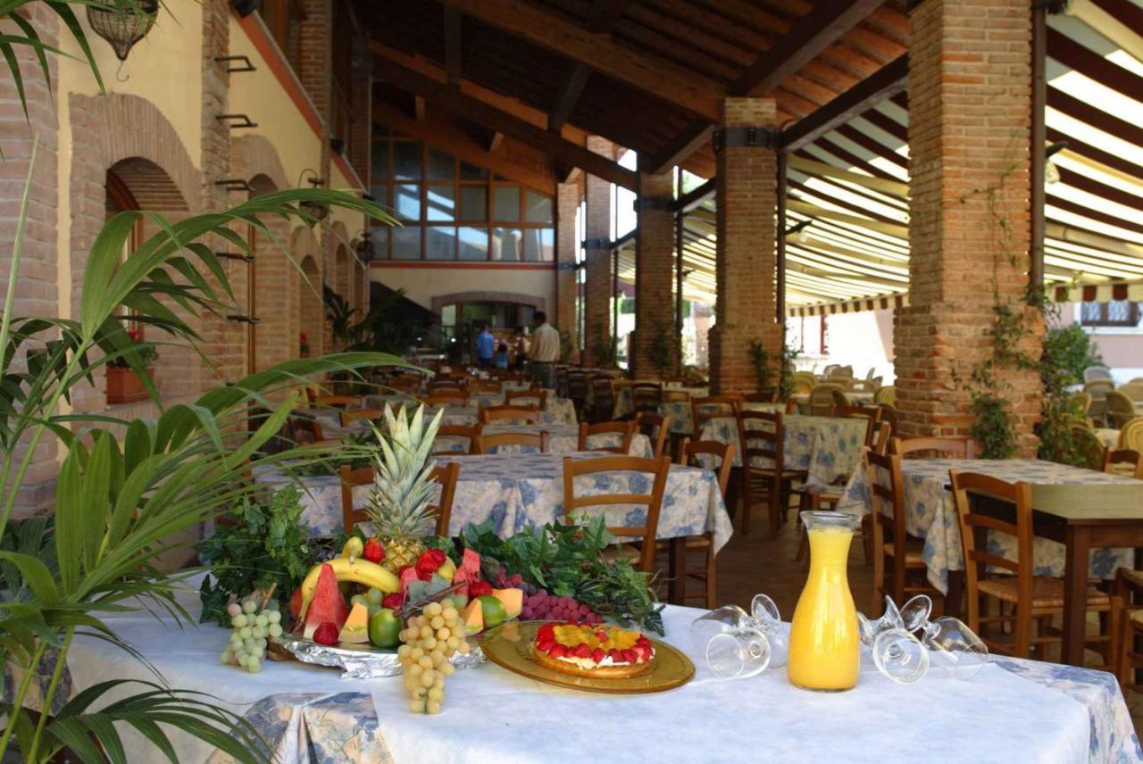 Camping Bella Italia in Peschiera del Garda - Gardasee Esterno foto